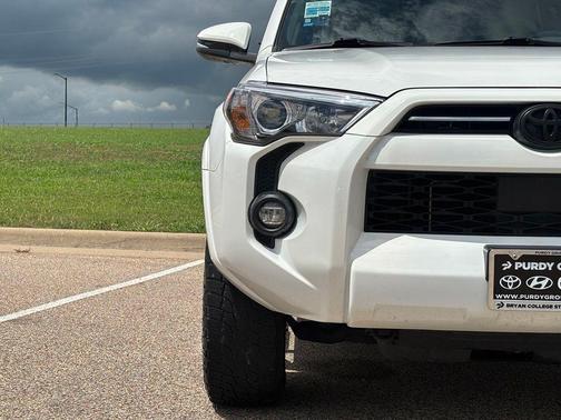 Ice Cap 2023 Toyota 4Runner SR5 Premium