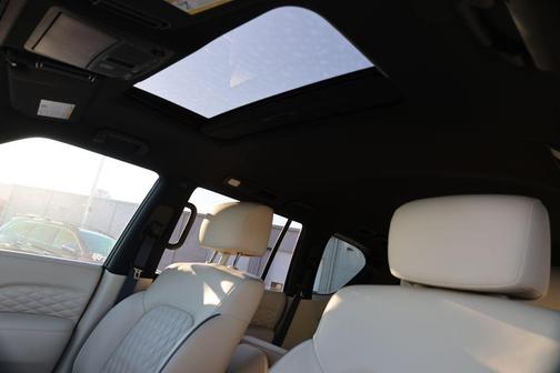 2022 INFINITI QX80 SENSORY