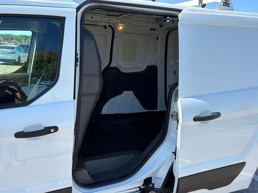 2023 Ford Transit Connect XLT