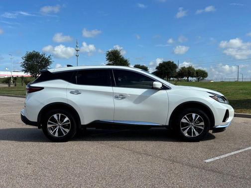 Pearl White Tricoat 2022 Nissan Murano S FWD