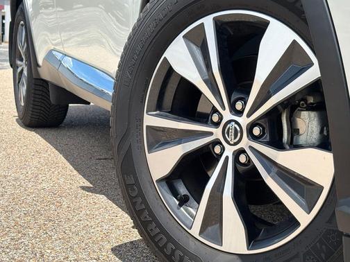 Pearl White Tricoat 2022 Nissan Murano S FWD