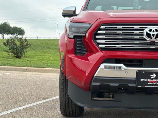 U5 2026 Toyota Tacoma Limited
