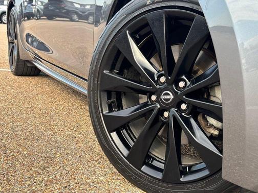 2023 Nissan Maxima SR Xtronic CVT