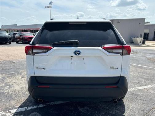 2021 Toyota RAV4 Hybrid LE