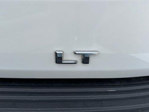 Summit White 2024 Chevrolet Tahoe LT