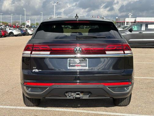 2025 Volkswagen Atlas Cross Sport 2.0T SE w/Technology