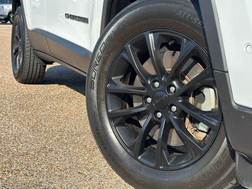 2023 Jeep Cherokee Altitude