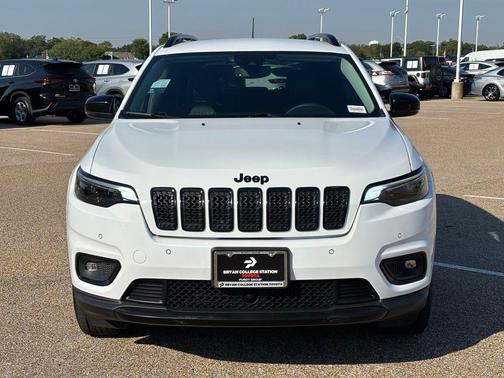 2023 Jeep Cherokee Altitude