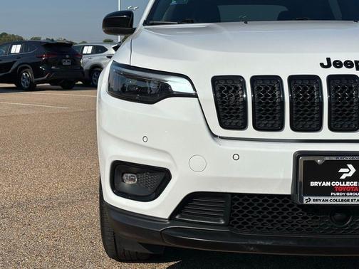 2023 Jeep Cherokee Altitude