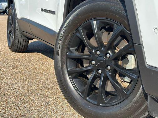 2023 Jeep Cherokee Altitude