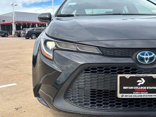2022 Toyota Corolla Hybrid LE