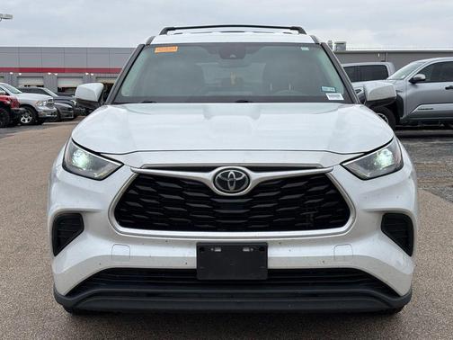 2022 Toyota Highlander L