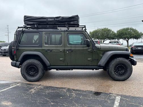2022 Jeep Wrangler Unlimited Sport