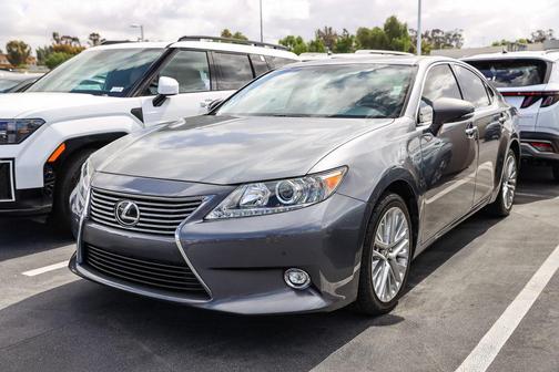 Nebula Gray Pearl 2014 Lexus ES 350 Base