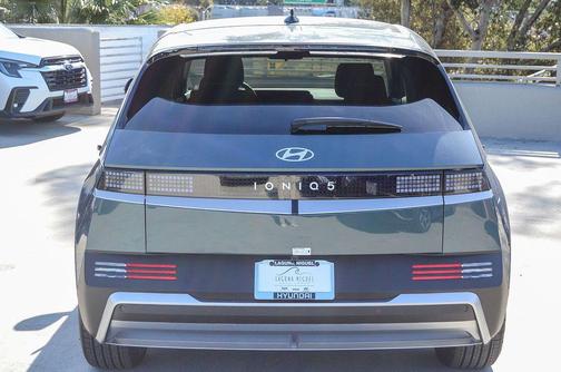 Digital Teal 2026 Hyundai IONIQ 5 SE