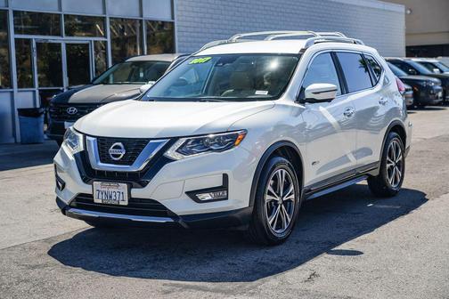 2017 Nissan Rogue Hybrid SL