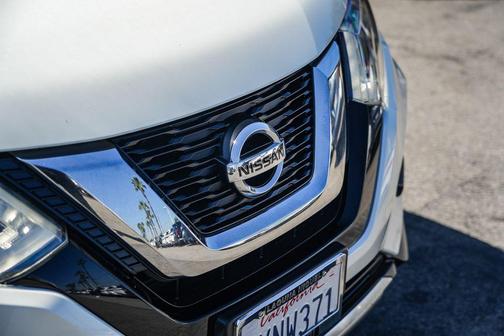 2017 Nissan Rogue Hybrid SL