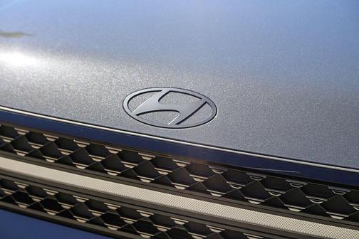 Ecotronic Gray 2026 Hyundai SANTA FE HEV Calligraphy