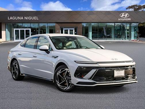 2026 Hyundai SONATA SEL
