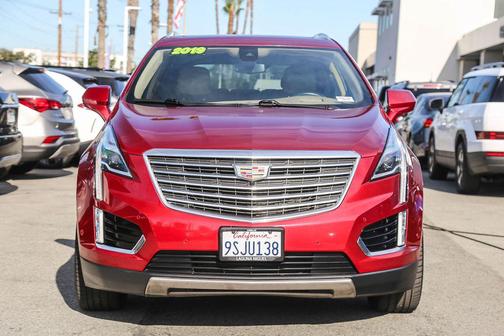 Red Horizon Tintcoat 2019 Cadillac XT5 Platinum