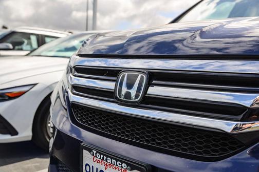 Steel Sapphire Metallic 2018 Honda Pilot Touring