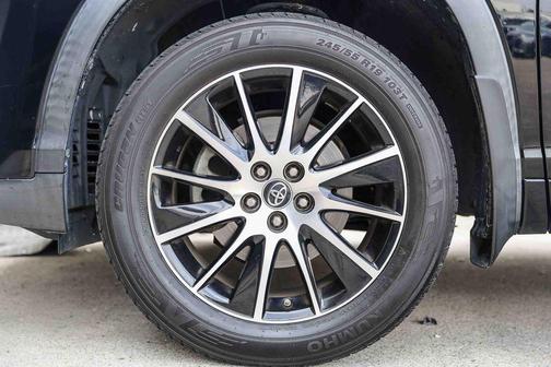 2017 Toyota Highlander SE