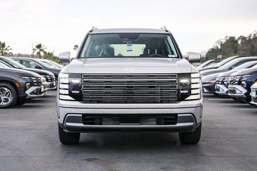 Typhoon Silver Metallic 2026 Hyundai PALISADE Limited