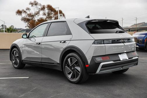 Cyber Gray 2026 Hyundai IONIQ 5 SEL