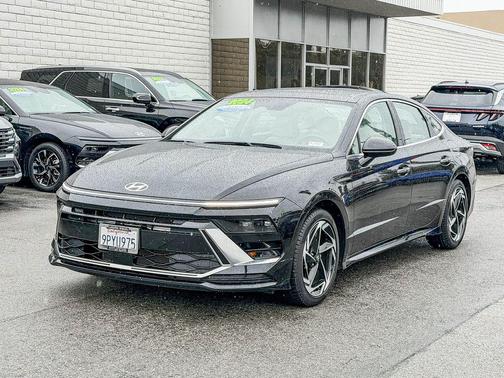 Onyx Black 2024 Hyundai SONATA SEL