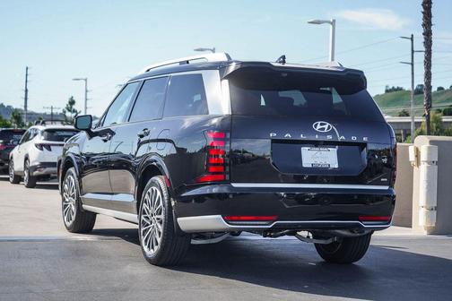 Abyss Black Pearl 2026 Hyundai PALISADE Calligraphy