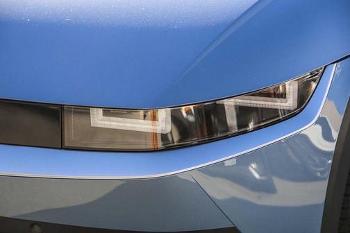 Lucid Blue 2026 Hyundai IONIQ 5 SE