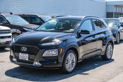 2021 Hyundai KONA SEL Plus