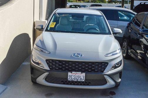 2023 Hyundai KONA SE