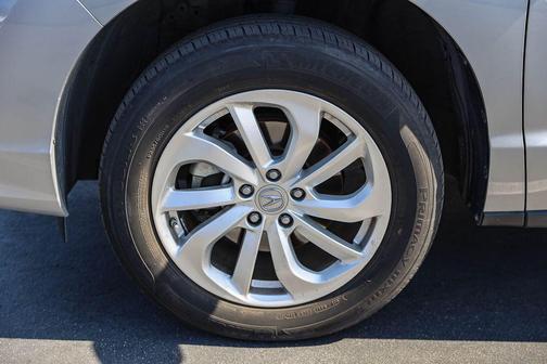 Lunar Silver Metallic 2017 Acura RDX AcuraWatch Plus Package