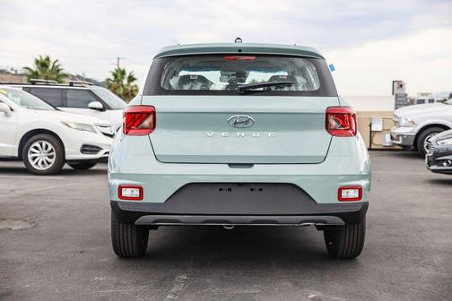 Mirage Green 2026 Hyundai VENUE SEL