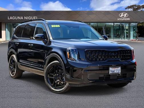 Ebony Black 2025 Kia Telluride EX X-Line