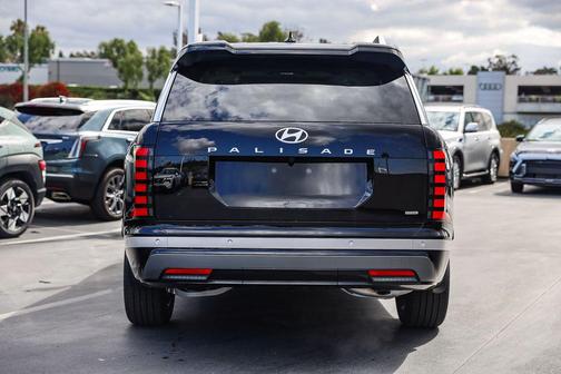 Abyss Black Pearl 2026 Hyundai PALISADE Limited