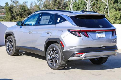 Shimmering Silver 2026 Hyundai TUCSON Hybrid Limited