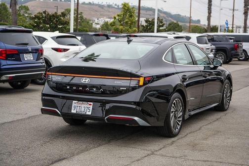 Onyx Black 2024 Hyundai SONATA Hybrid Limited
