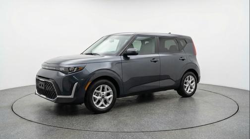 Gravity Gray 2025 Kia Soul LX