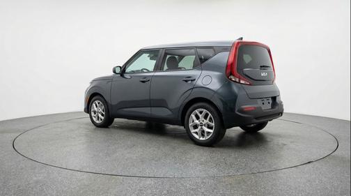 Gravity Gray 2025 Kia Soul LX