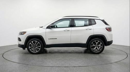 Bright White Clearcoat 2025 Jeep Compass Limited