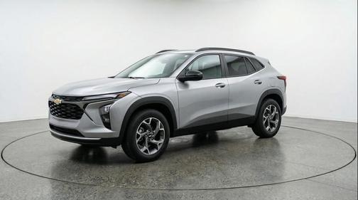 Sterling Gray Metallic 2025 Chevrolet Trax LT