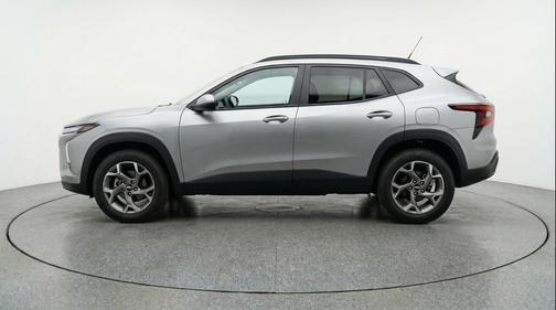 Sterling Gray Metallic 2025 Chevrolet Trax LT