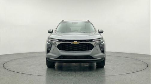 Sterling Gray Metallic 2025 Chevrolet Trax LT