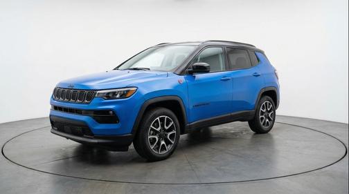 Hydro Blue Pearlcoat 2025 Jeep Compass Trailhawk