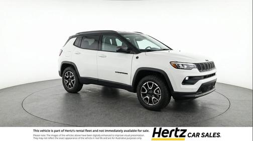 Bright White Clearcoat 2025 Jeep Compass Trailhawk