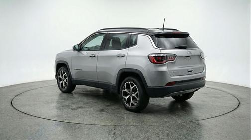 Silver Zynith Metallic Clearcoat 2025 Jeep Compass Limited