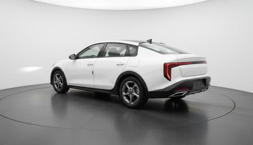 Snow White Pearl 2025 Kia K4 LXS