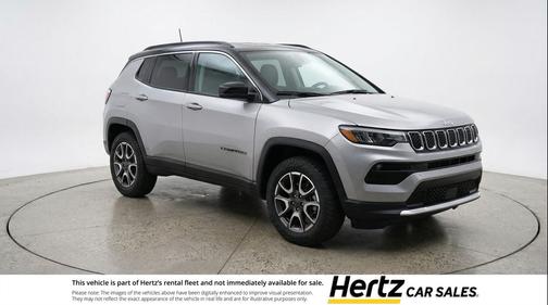 Silver Zynith Metallic Clearcoat 2025 Jeep Compass Trailhawk